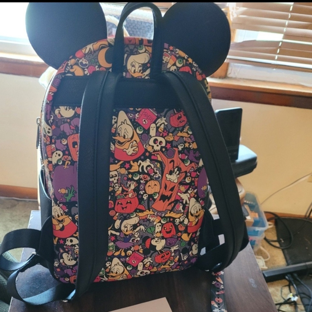 Loungefly Disney Black Fab 5.  Mini Backpack Only used A Couple Days In 23.